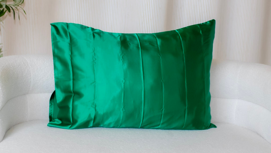 Silky Satin Pillowcase: Emerald