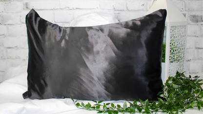 Silky Satin Pillowcase: Black